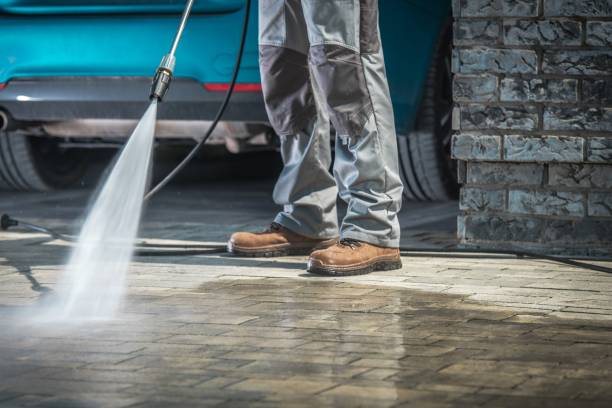 Best Driveway Pressure Washing  in Huber Ridge, OH